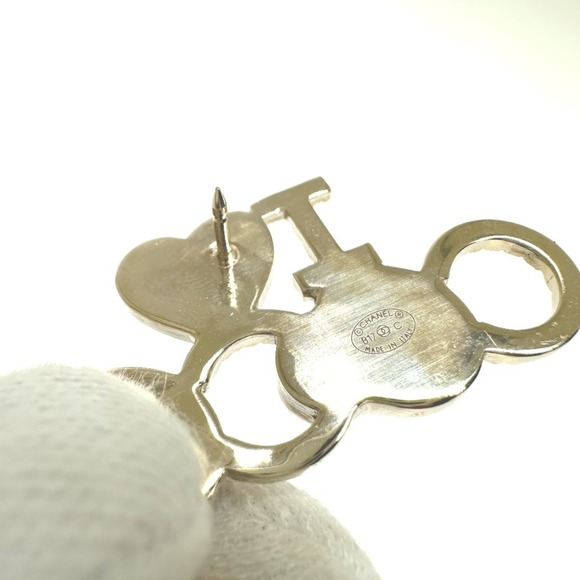 CHANEL Gold Brooch - Picture 4 of 8